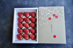 小豆島のいちご　女峰いちご